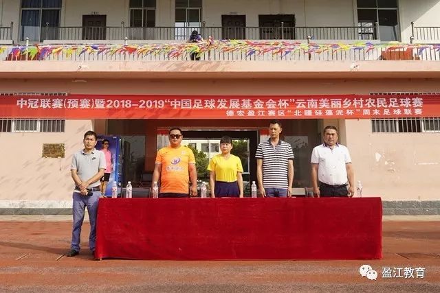 拉菲尼亚重返训练场，兴奋分享归队时刻